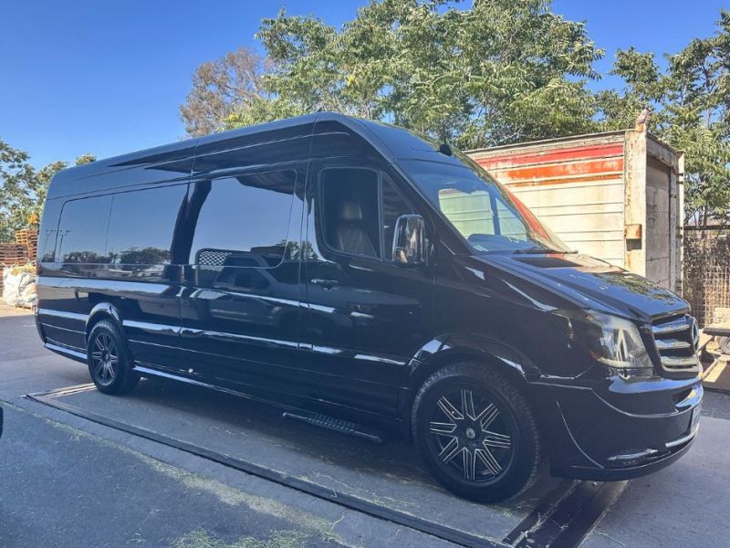 Ontario Airport Corporate Transportation