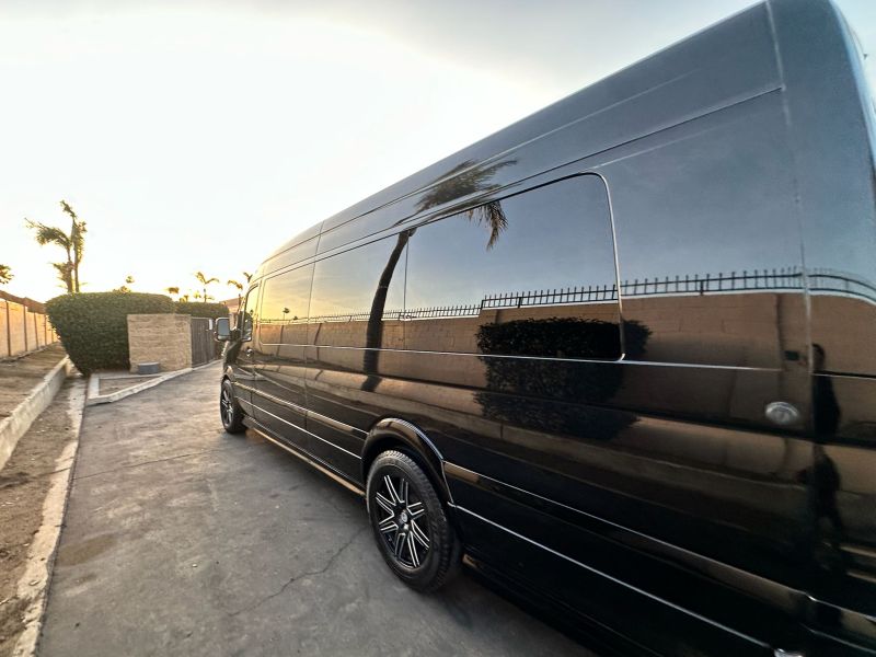 Ontario Executive Transportation – Professional Chauffeur Service